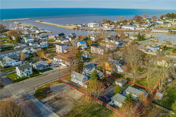 $350,000 | 5782-5788 West Main Street, Olcott, NY 14126