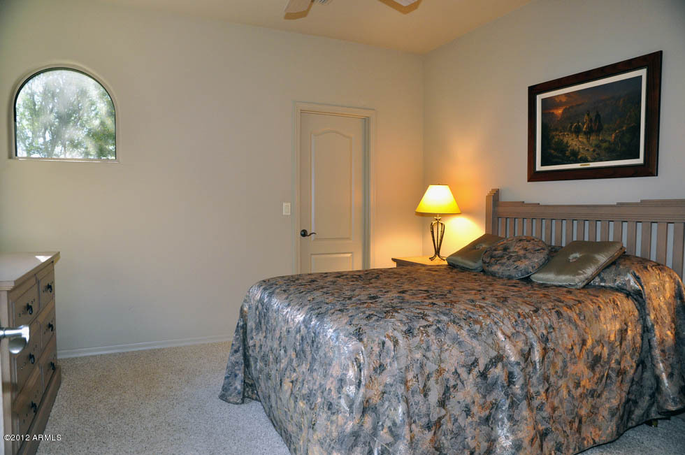 18930 East Quartz Way Rio Verde, AZ 85263 - Photo 13 of 25 Guest Bedroom