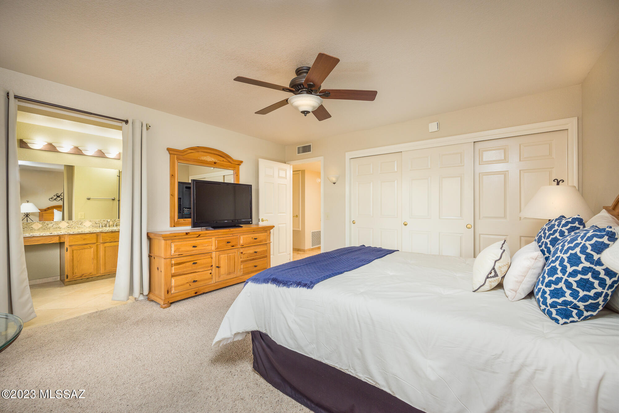 1329 East Crown Ridge Drive Tucson, AZ 85755 - Photo 15 of 38