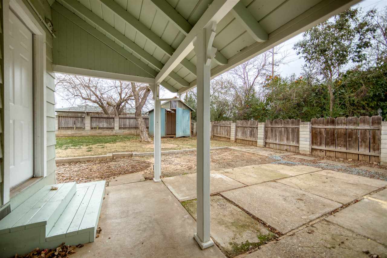 1920 Luning Street Red Bluff, CA 96080 - Photo 5 of 36