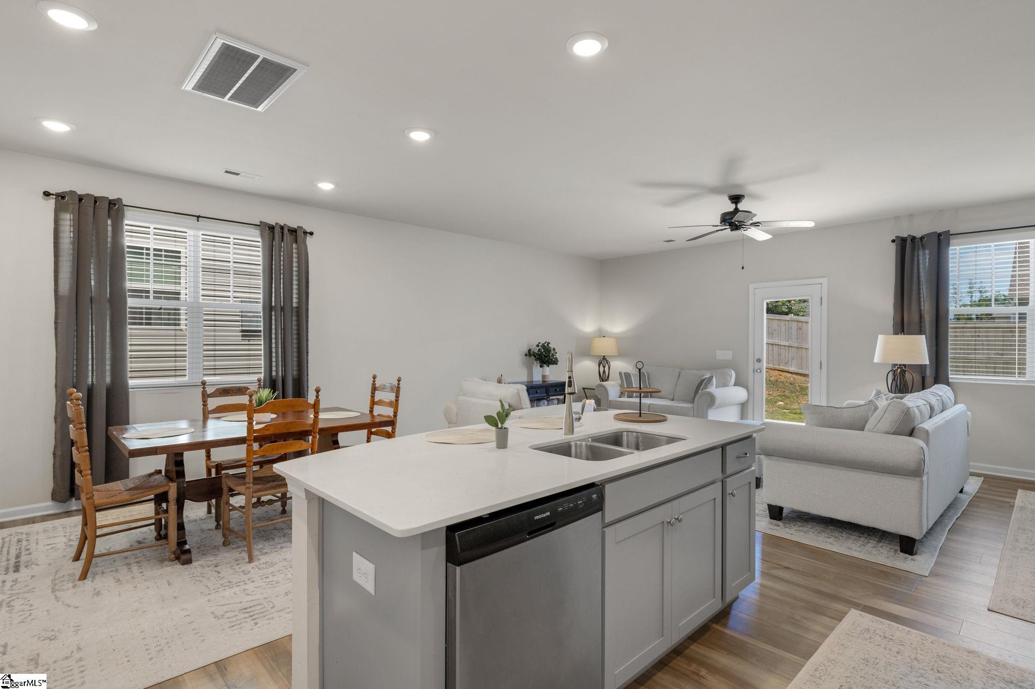 432 Bee Cv Way Pendleton, SC 29670 - Photo 11 of 38