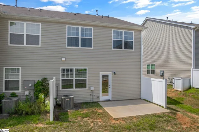 $250,000 | 432 Bee Cv Way, Pendleton, SC 29670