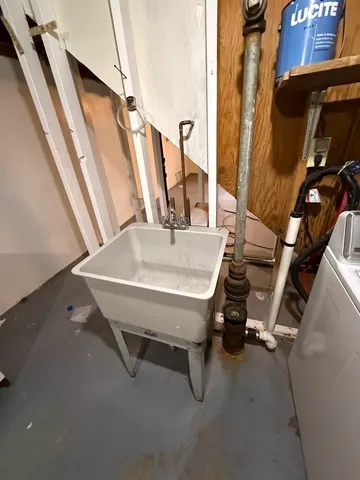 $184,900 | 1519 Adams Avenue, Oshkosh, WI 54902