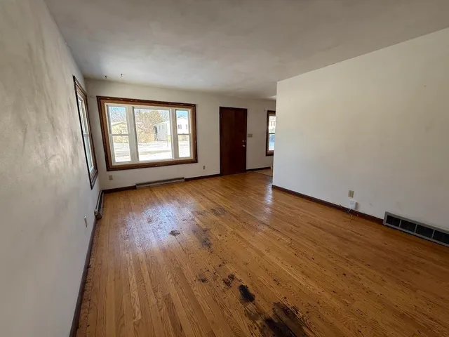 $184,900 | 1519 Adams Avenue, Oshkosh, WI 54902