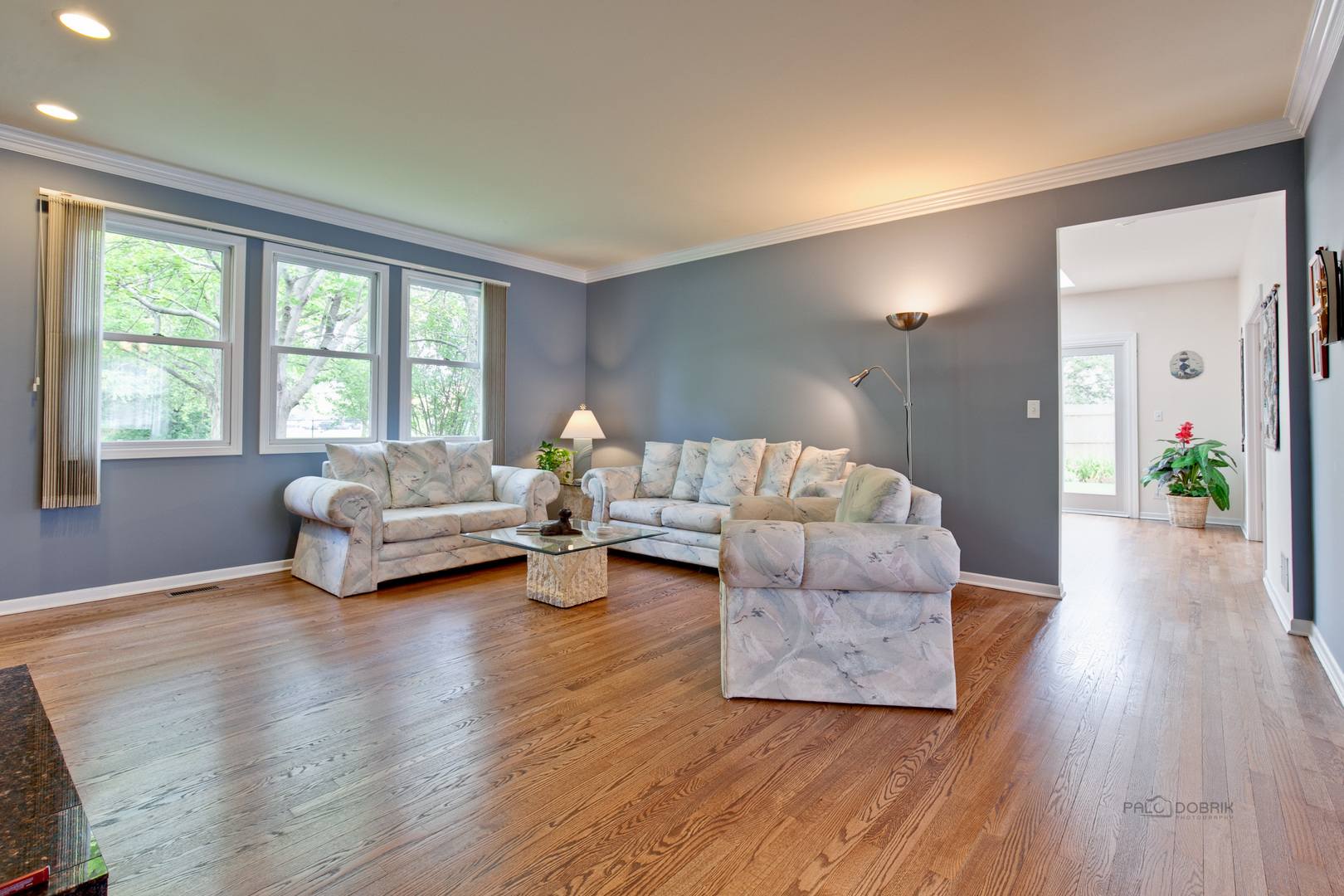 211 Washington Road Lake Forest, IL 60045 - Photo 17 of 26 a living room with furniture and a wooden floor