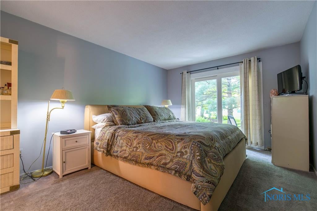 1633 Fallbrook Road Toledo, OH 43614 - Photo 20 of 36 Photo 20