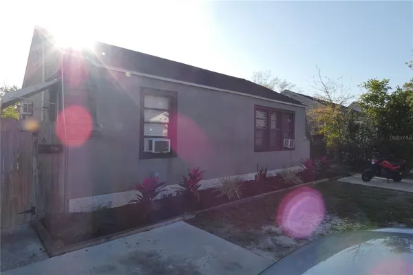 $1,295 | 6905 3rd Street North, St. Petersburg, FL 33702