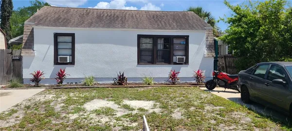 $1,250 | 6905 3rd Street North, St. Petersburg, FL 33702