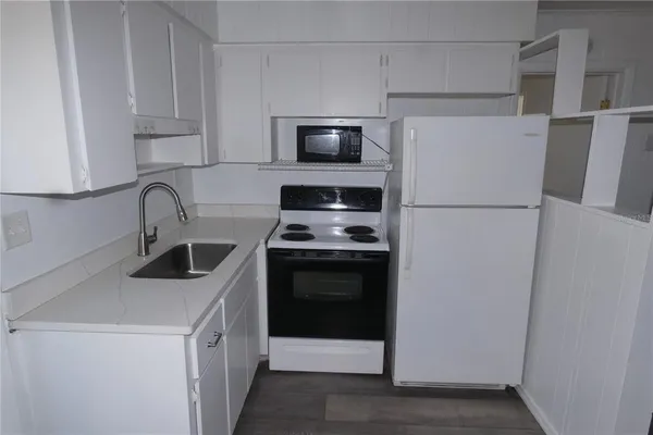 $1,250 | 6905 3rd Street North, St. Petersburg, FL 33702