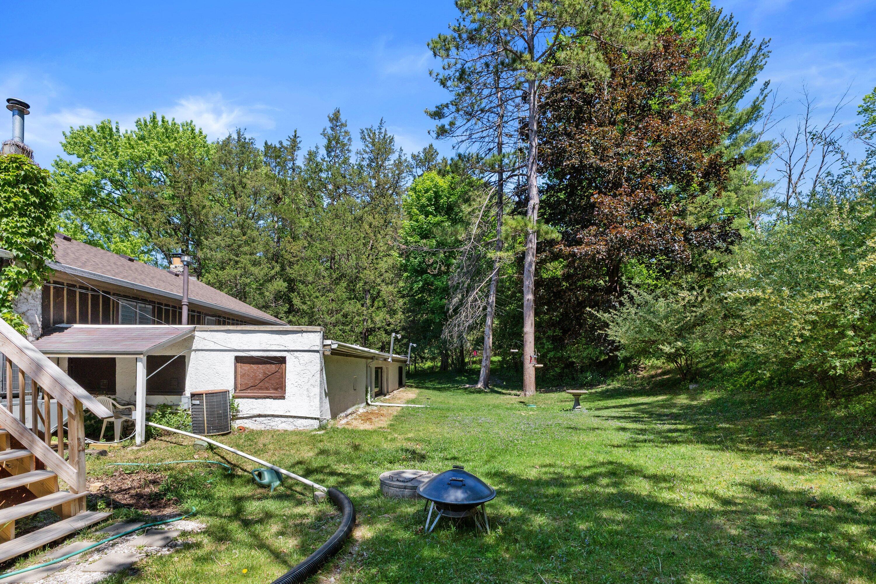 1380 Friess Lake Road Richfield, WI 53033 - Photo 7 of 47 room for patio tables