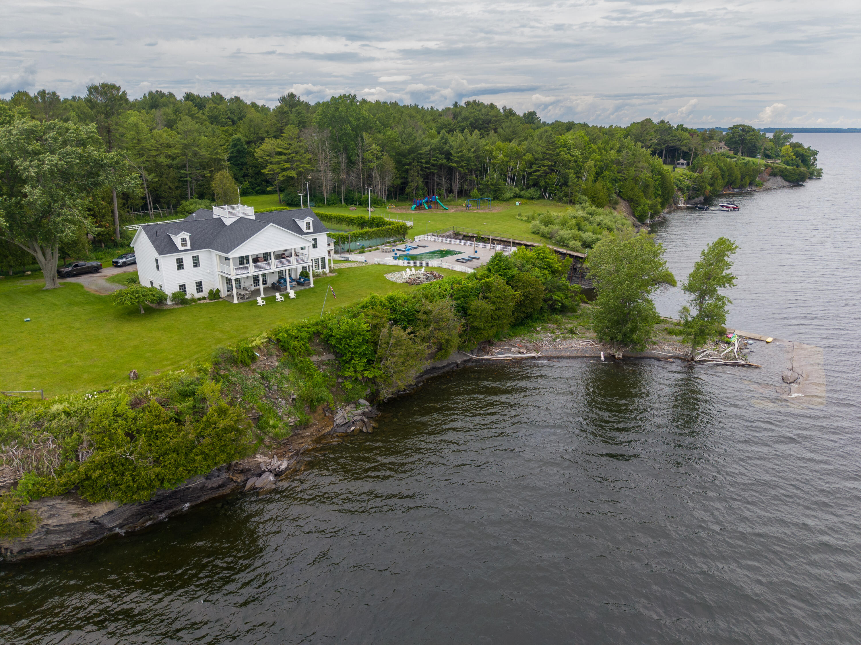 1068 Cumberland Head Road Plattsburgh, NY 12901 - Photo 41 of 58