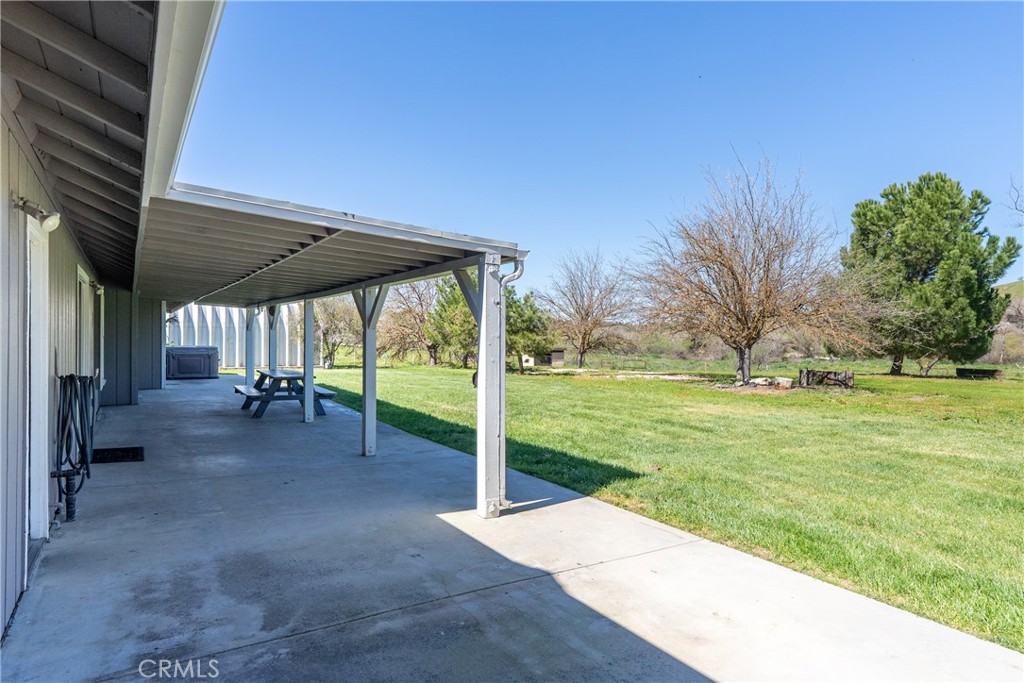 6446 Windmill Place Paso Robles, CA 93446 - Photo 23 of 44 a view of a garden