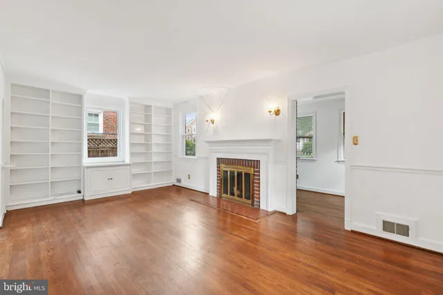 $4,600 | 5008 44th Street Northwest, Washington, DC 20016