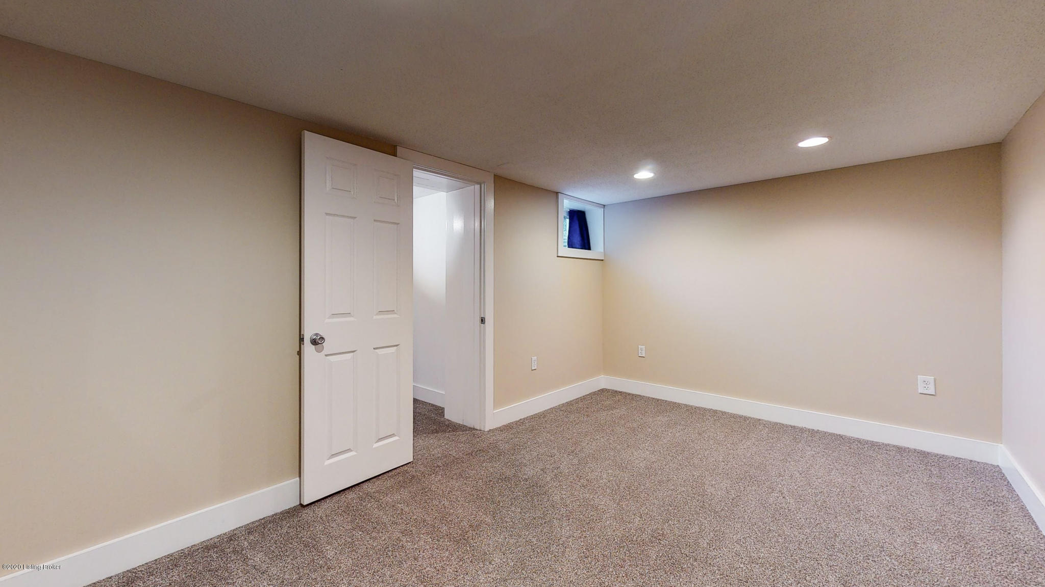 3425 Lexington Road Louisville, KY 40207 - Photo 41 of 55 3425 Lexington Rd Louisville KY 40207-39
