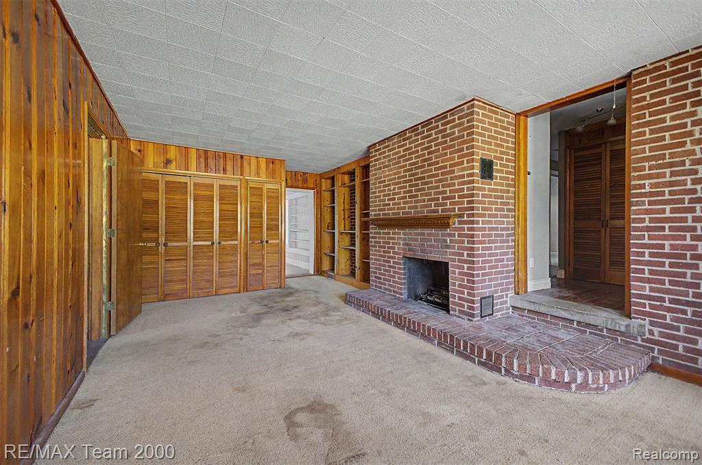 2145 Oakville Waltz Road New Boston, MI 48164 - Photo 22 of 56