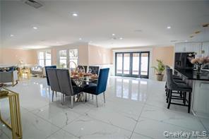 18 Helene Avenue Merrick, NY 11566 - Photo 3 of 5