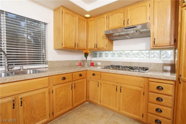 $2,800 | 2830 Via Stella Street, Henderson, NV 89074