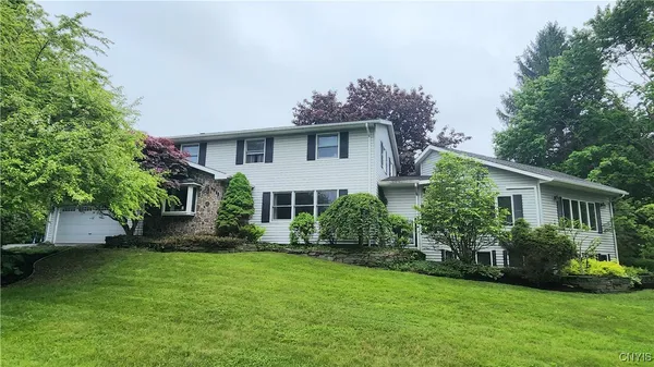 $485,000 | 4011 Collegeview Drive, Cortlandville, NY 13045