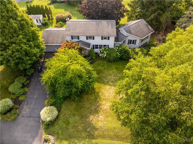 $485,000 | 4011 Collegeview Drive, Cortlandville, NY 13045