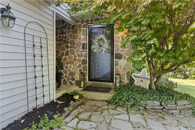 $485,000 | 4011 Collegeview Drive, Cortlandville, NY 13045