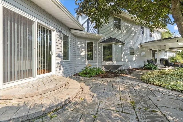 $485,000 | 4011 Collegeview Drive, Cortlandville, NY 13045