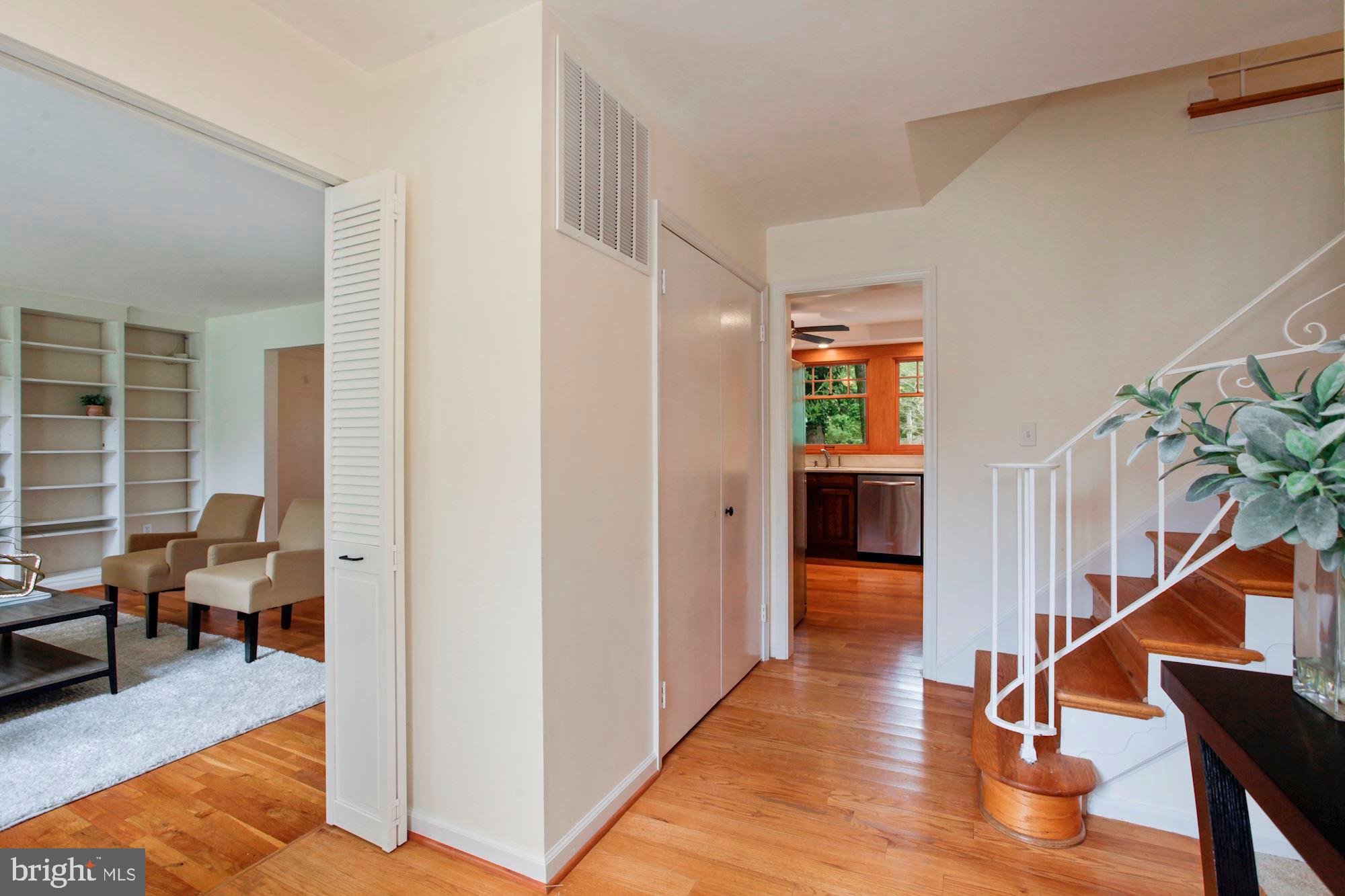 14313 Cantrell Road Silver Spring, MD 20905 - Photo 2 of 33 Gallery Image 2