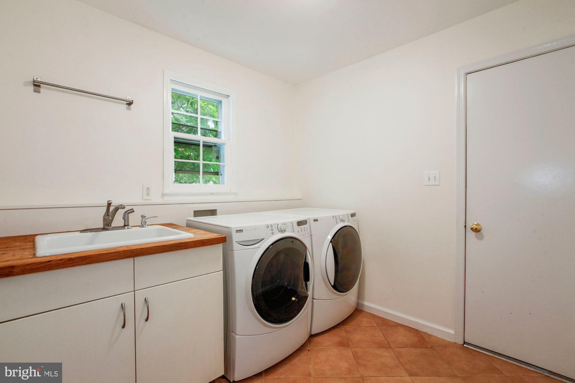 14313 Cantrell Road Silver Spring, MD 20905 - Photo 15 of 33 Gallery Image 15