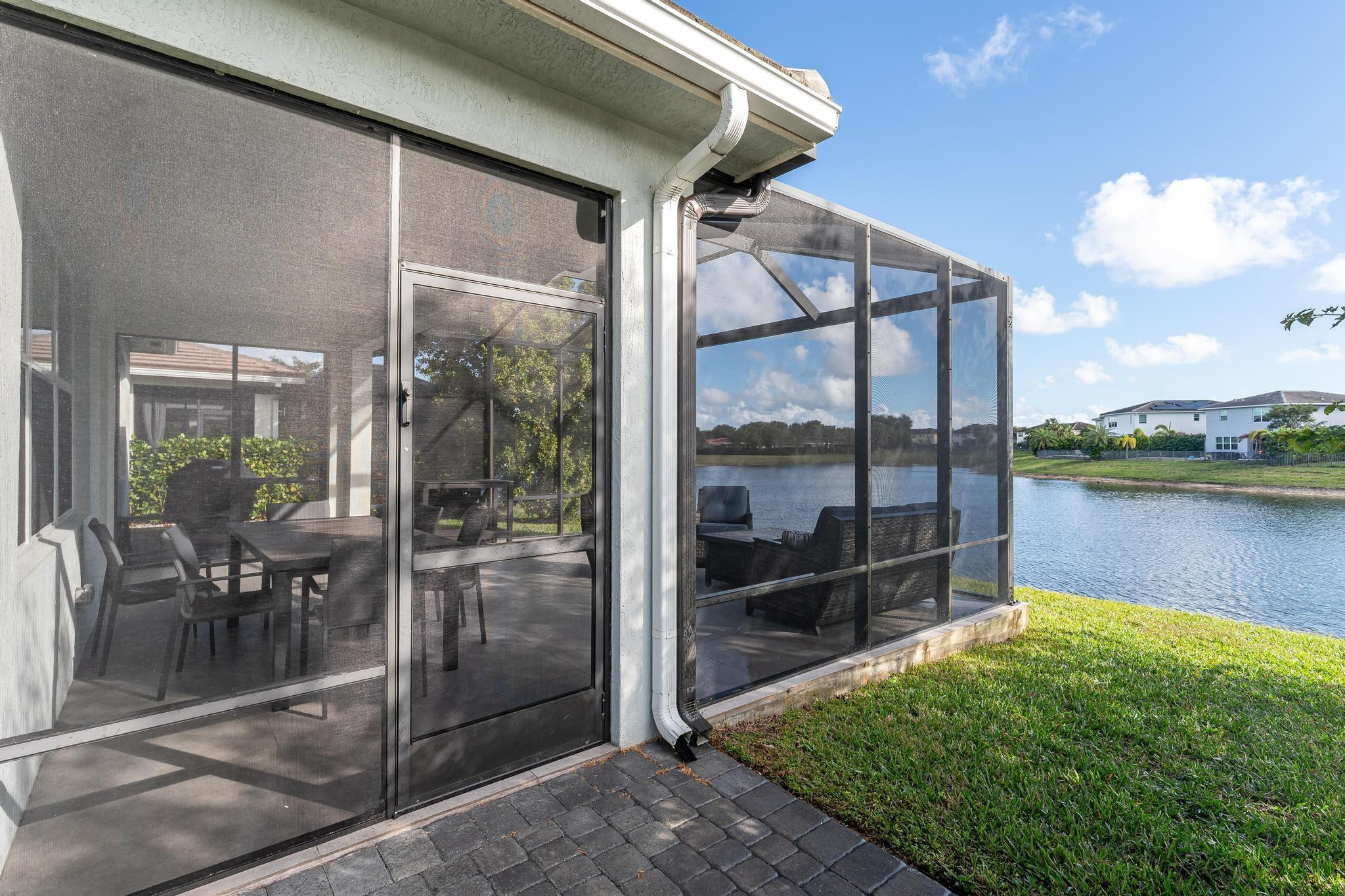 4164 Rosa Drive Deerfield Beach, FL 33064 - Photo 36 of 50 a view of a balcony