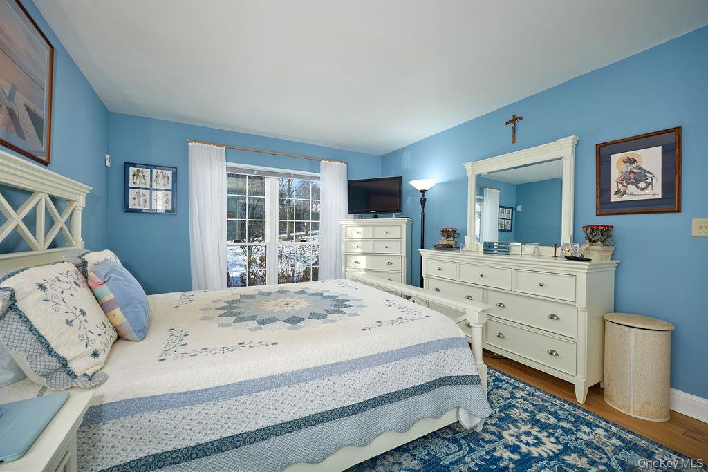 1 Huntington Circle Peekskill, NY 10566 - Photo 17 of 37 Primary Bedroom