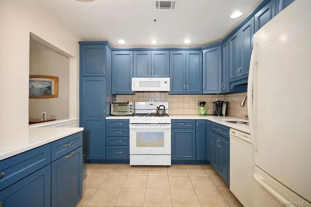 $385,000 | 1 Huntington Circle, Peekskill, NY 10566