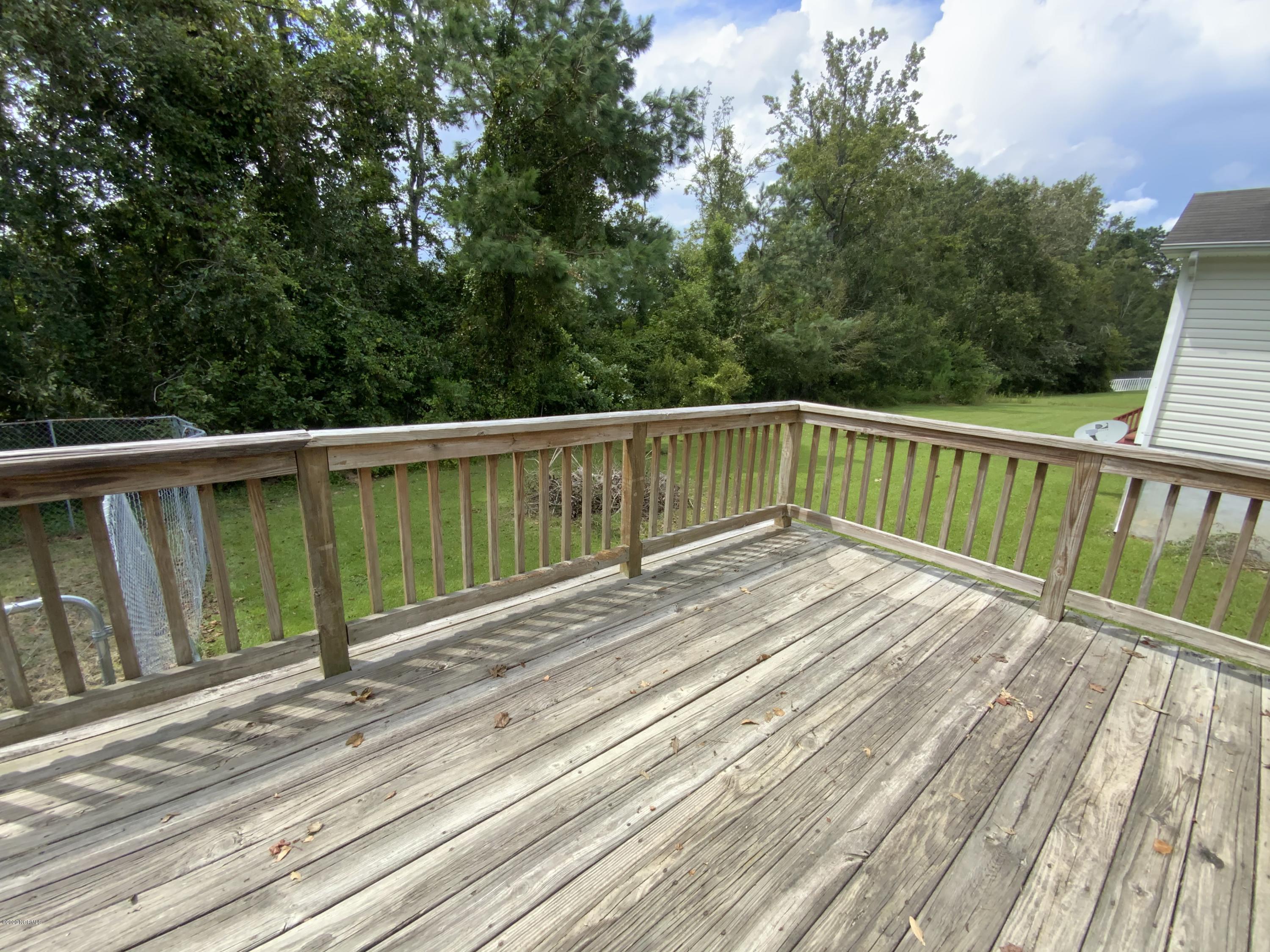 548 Raintree Road Jacksonville, NC 28540 - Photo 14 of 16 IMG_0532