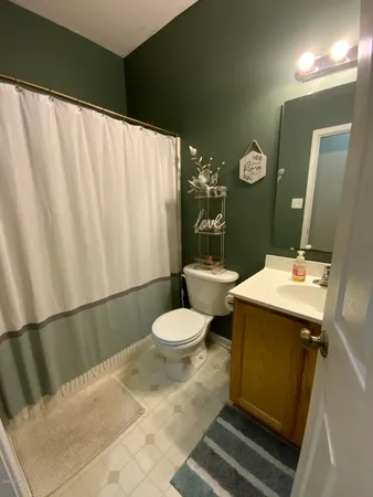 $1,425 | 548 Raintree Road, Jacksonville, NC 28540