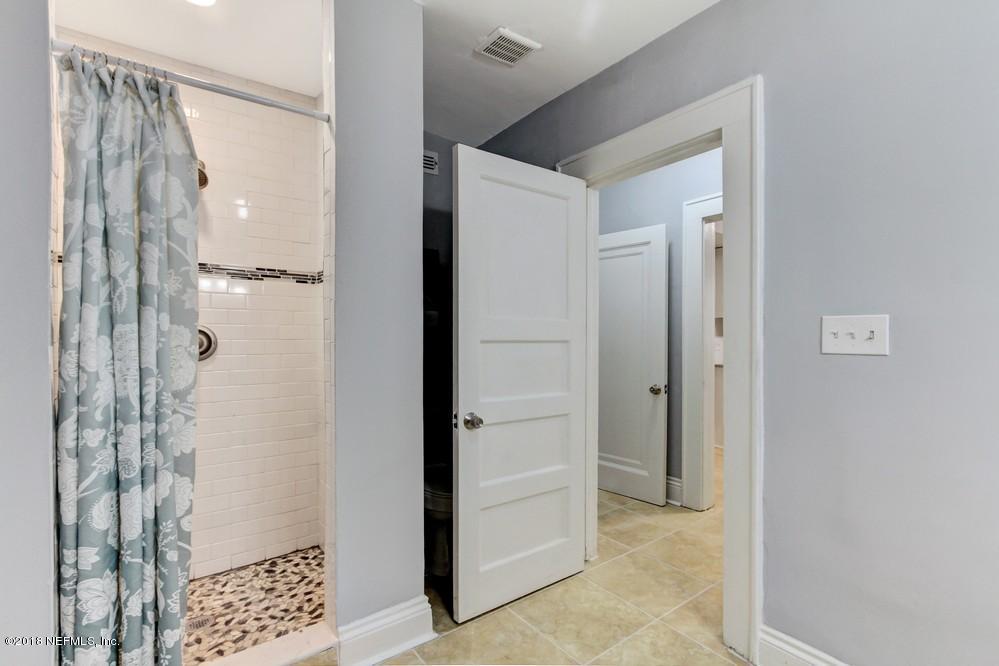 2241 Bayview Road Jacksonville, FL 32210 - Photo 27 of 55 Rave Home Staging Jacksonville (23) WEB