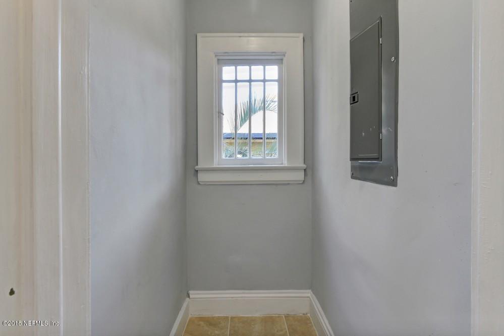 2241 Bayview Road Jacksonville, FL 32210 - Photo 28 of 55 Rave Home Staging Jacksonville (24) WEB