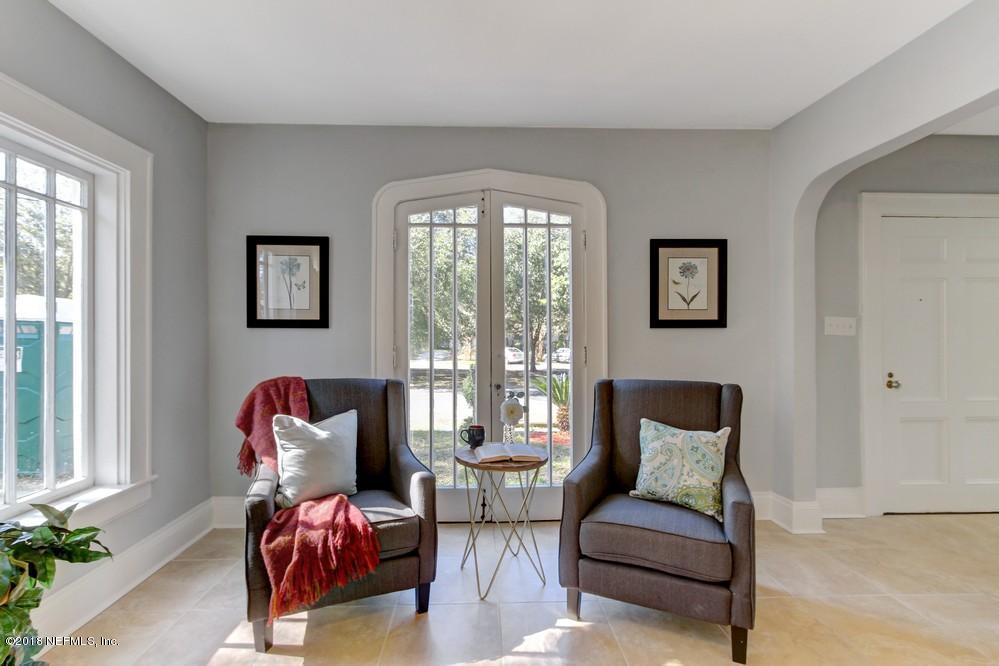2241 Bayview Road Jacksonville, FL 32210 - Photo 9 of 55 a living room with furniture and a large window