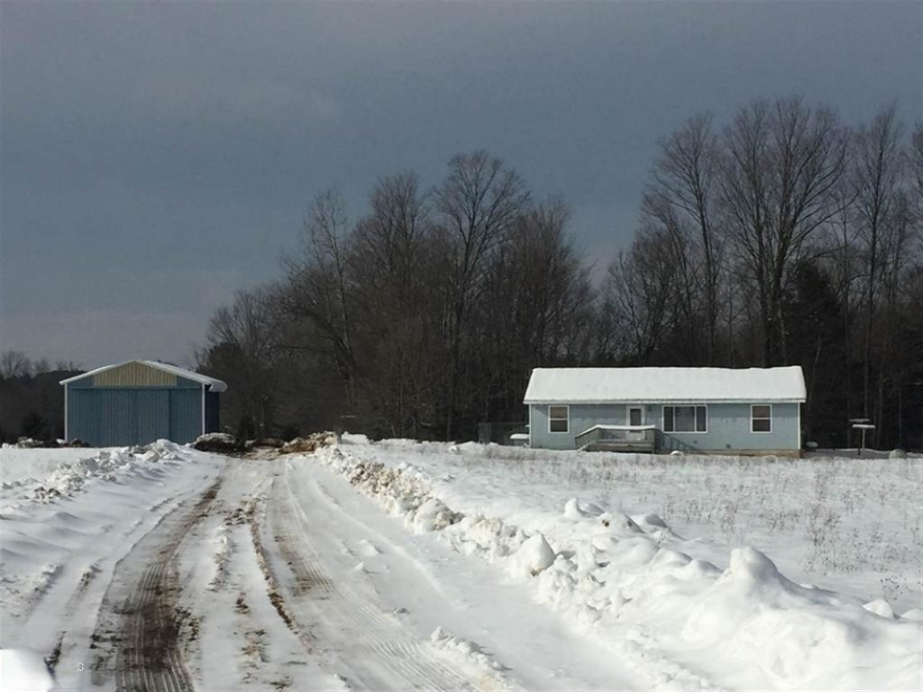 13291 Johnson Road Brethren, MI 49619 - Photo 10 of 39 2