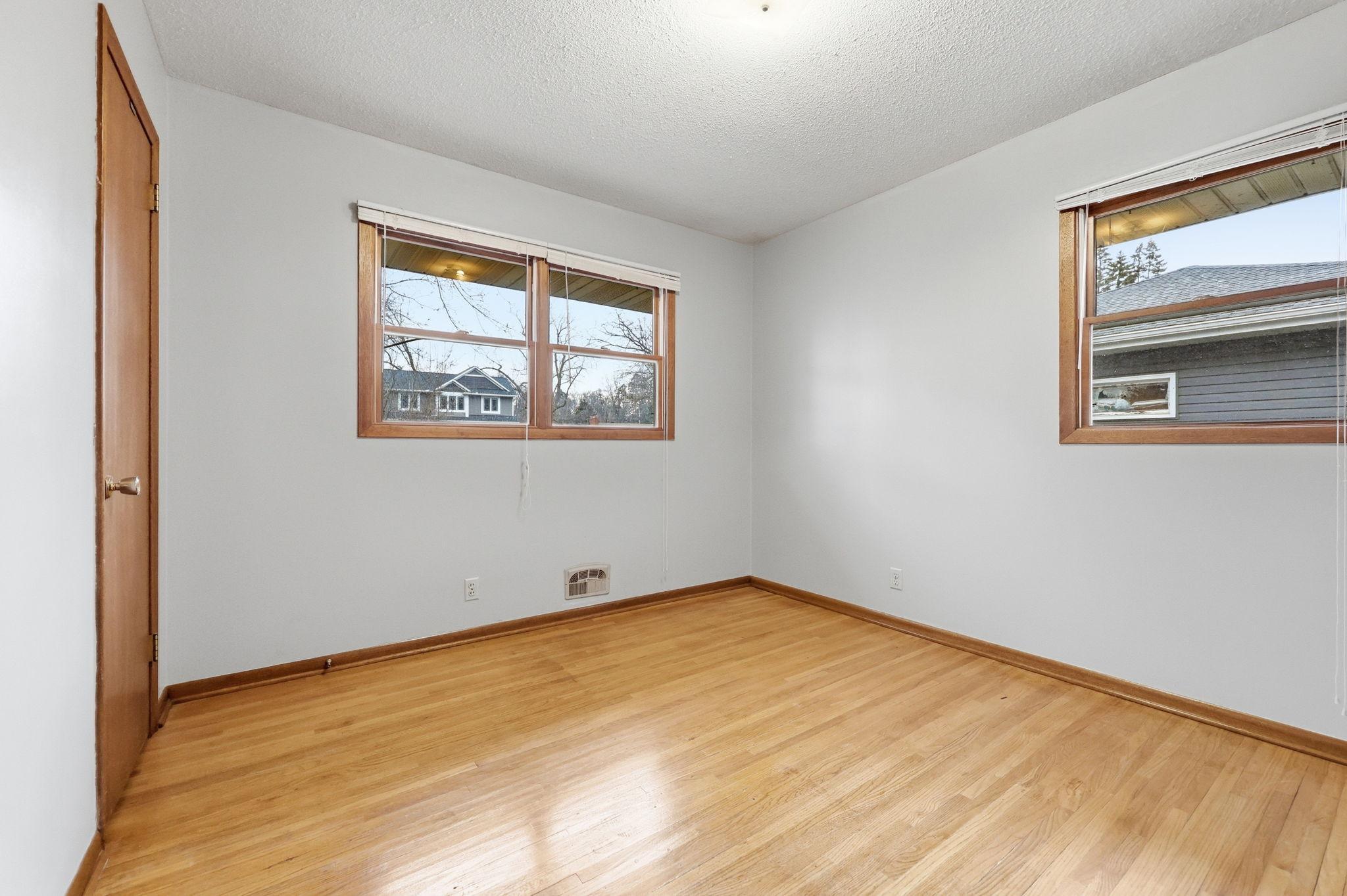 7767 Eastwood Road Mounds View, MN 55112 - Photo 13 of 32