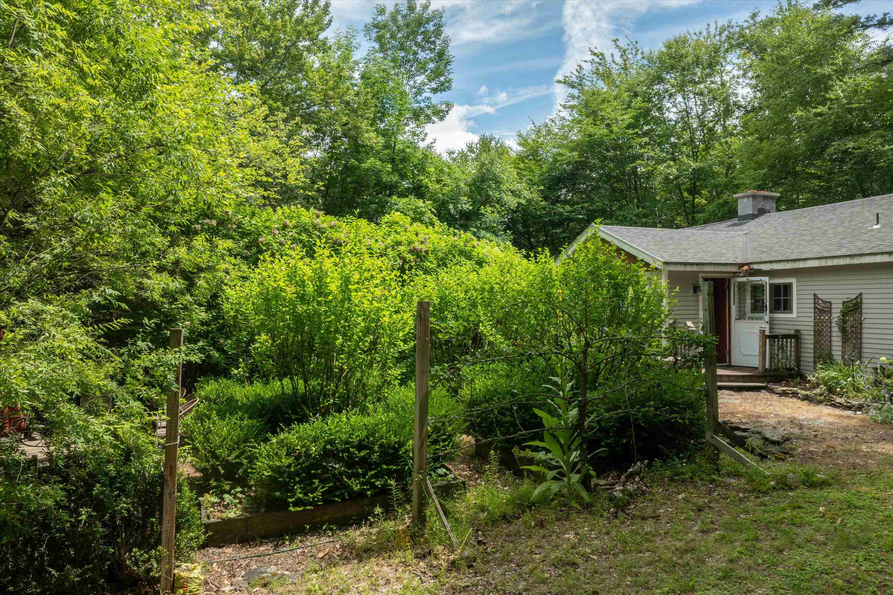 252 Tudor Road Sandgate, VT 05250 - Photo 2 of 33