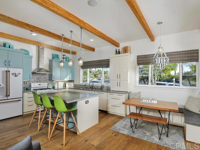 1116 Dean Drive Cardiff, CA 92007 - Photo 3 of 25