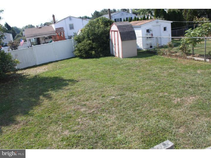 1120 Morefield Road Philadelphia, PA 19115 - Photo 17 of 21