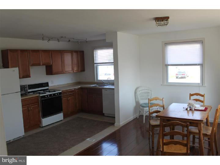 1120 Morefield Road Philadelphia, PA 19115 - Photo 19 of 21