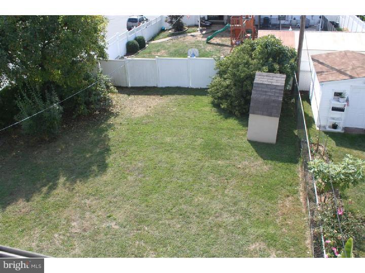1120 Morefield Road Philadelphia, PA 19115 - Photo 3 of 21 Back Yard