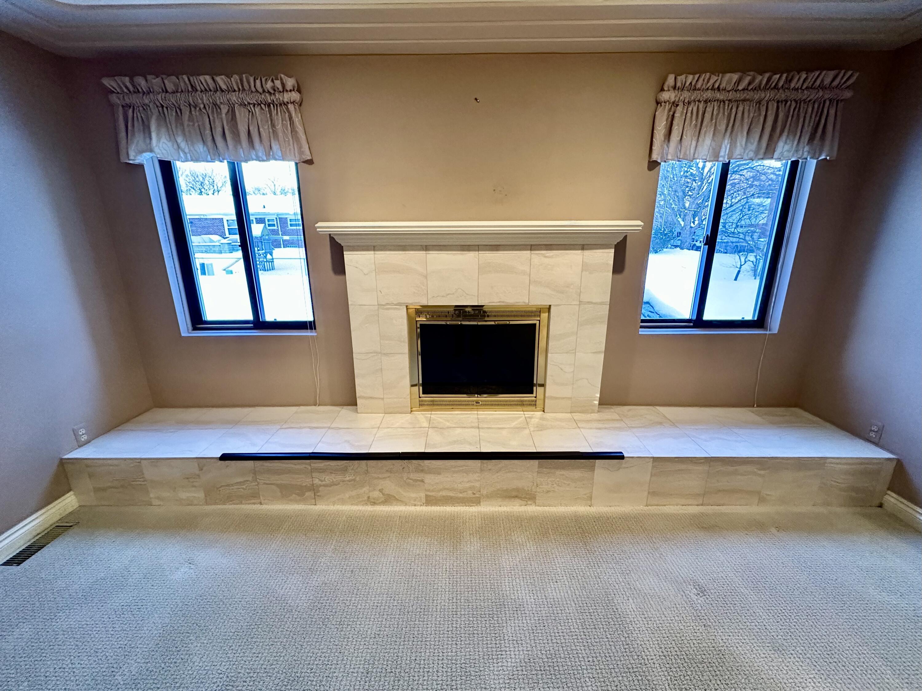 36744 Vargo Livonia, MI 48152 - Photo 12 of 37 IMG_7977