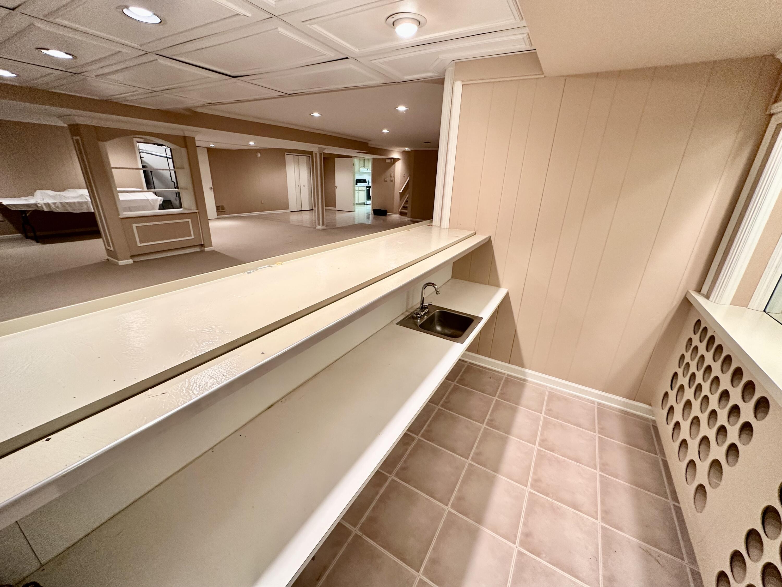 36744 Vargo Livonia, MI 48152 - Photo 28 of 37 IMG_7994