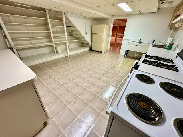 $509,900 | 36744 Vargo, Livonia, MI 48152