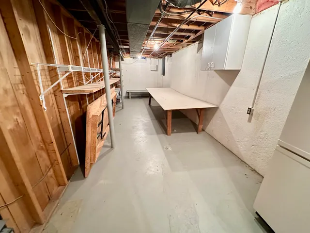 $509,900 | 36744 Vargo, Livonia, MI 48152