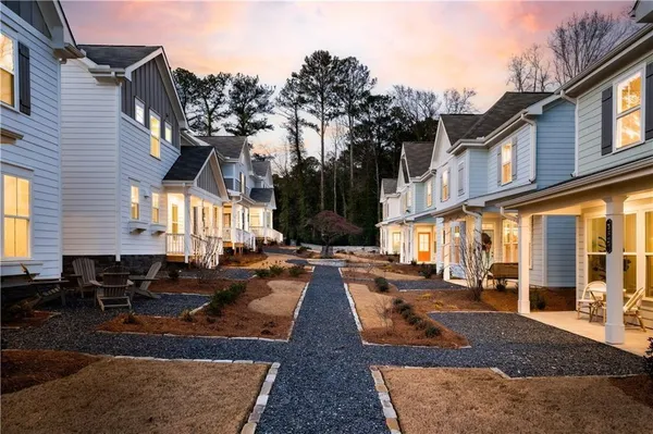 $485,620 | 911 East Green Lane, Clarkston, GA 30021