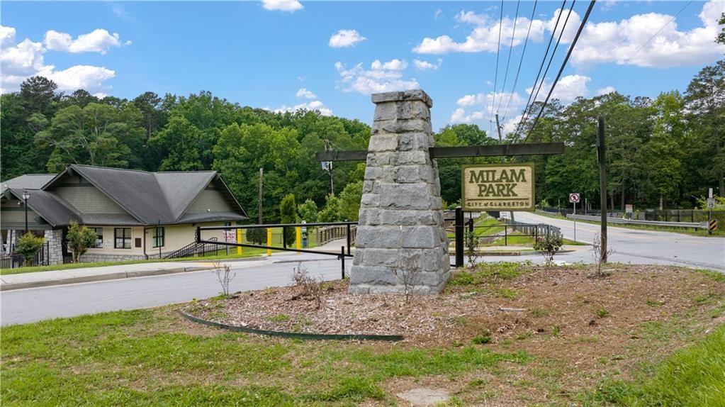 911 East Green Lane Clarkston, GA 30021 - Photo 33 of 43