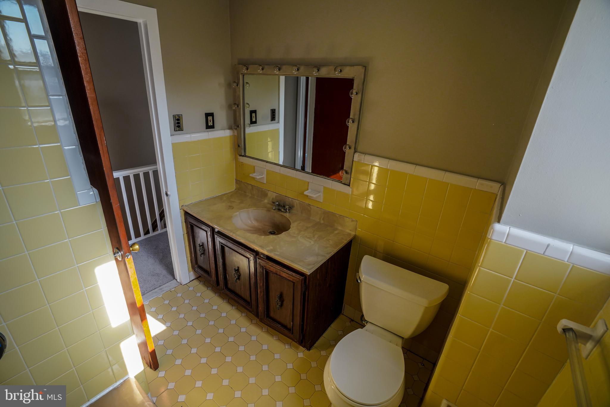 1001 Flanders Road Philadelphia, PA 19151 - Photo 16 of 27 Gallery Image 16