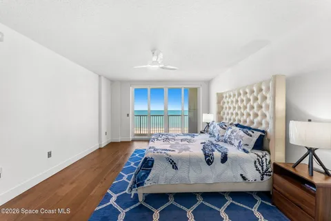 $1,225,000 | 2075 A1A Jimmy Buffett Mem Highway, Unit 2302B, Indian Harbour Beach, FL 32937